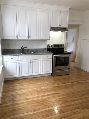 207 Bucknam St, Everett, MA 02149-1222