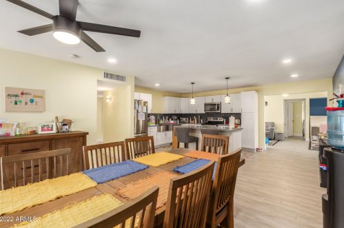 13214 40 Pl, Phoenix AZ 85050-7229 exterior