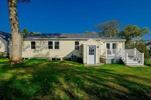 23 Gardonia St, Wareham MA  02571-2396 exterior