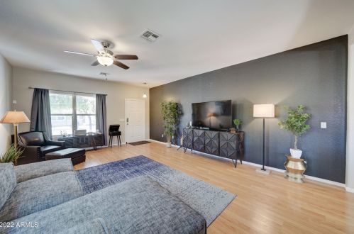 9027 3 St, Phoenix AZ 85004-2505 exterior