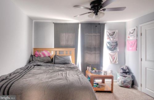 1702 Swedesboro Ave, West Deptford NJ  08066-1517 exterior