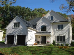 100 Drumlin Rd, Newton, MA 02459-2807