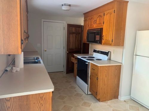 78 Riv Rd, Norfolk MA 02056-1270 exterior