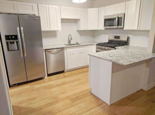 7 Stone Mill Dr, Dedham, MA 02026-2972