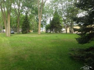 131 Miller Rd, Saginaw MI  48609-5161 exterior