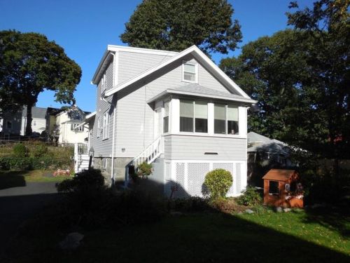 132 Ctr St, Quincy MA  02169-6320 exterior