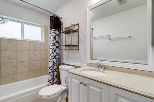 7027 Buchanan Dr, Richmond TX 77469-5968 exterior