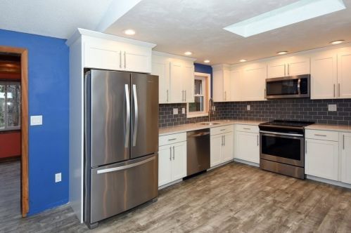 6 Pocasset St, Worcester, MA 01604-2017