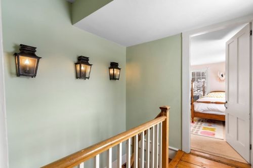 93 Riv Rd, Topsfield MA 01983-2111 exterior