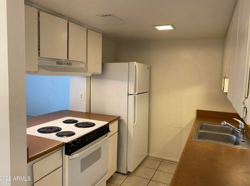 10235 7 Pl, Phoenix AZ 85020-1556 exterior