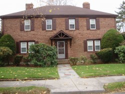 33 Wessex Rd, Newton, MA 02459-1624