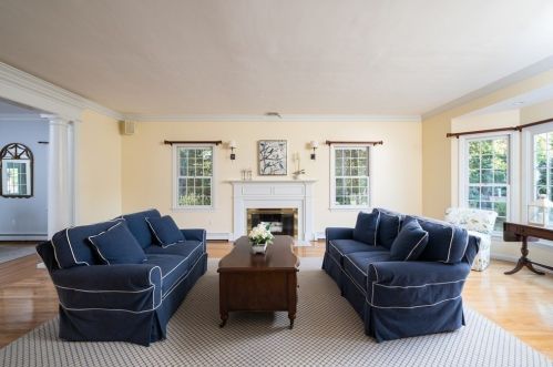 33 Franklin Rodgers Rd, Hingham MA 02043-2665 exterior