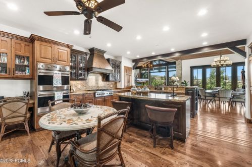 2870 Westview Trl, Park City UT 84098-6342 exterior