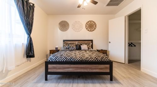 2840 Charleston Ave, Phoenix AZ 85032-9550 exterior