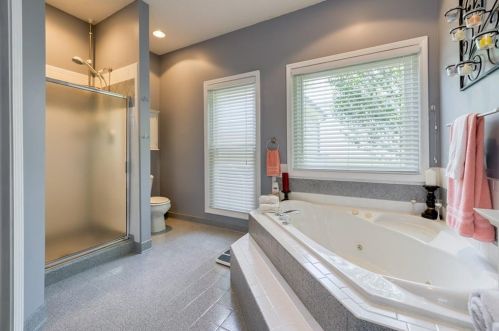 113 Windsor Cir, Stockbridge GA 30281-1864 exterior