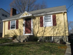 27 Kensington Ave, Newton, MA 02465-1313