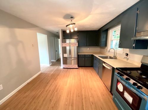 1 Brewster Dr, Needham MA  02492-1105 exterior