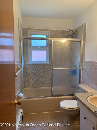 51 Laurel Ave, Kearny NJ 07032-2951 exterior