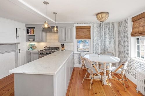 287 North St, Hingham MA 02043-2232 exterior