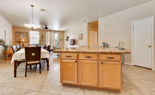 1713 Cielo Grande Ave, Phoenix AZ 85024-7555 exterior