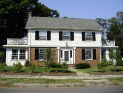 269 Waltham St, Newton, MA 02465-1720