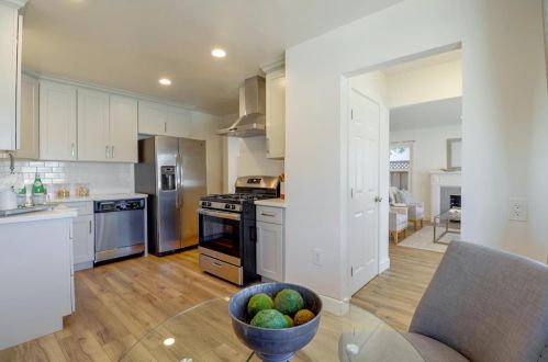 1135 Louise St, San Leandro CA  94578-3527 exterior