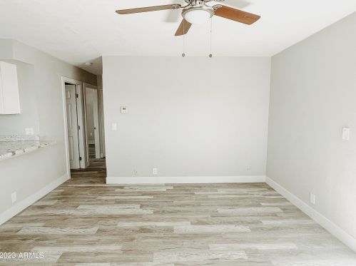 2221 27th St, Phoenix AZ 85008-4924 exterior