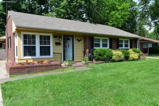 3005 Boaires Ln, Louisville, KY 40220-2417