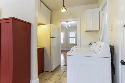 29 Fairview St, Dedham MA 02026-3254 exterior