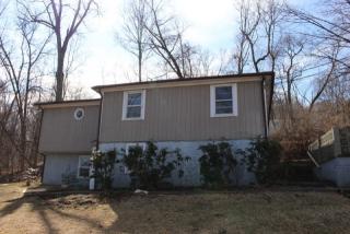 42 Locust Rd, Wantage NJ  07461-1034 exterior