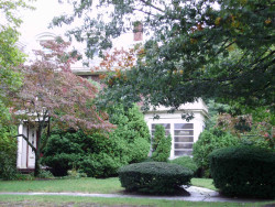 1845 Beacon St, Newton, MA 02468-1462