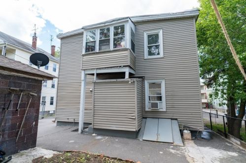 193 Union St, Lawrence MA 01843-1609 exterior