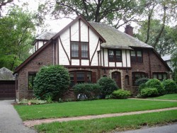 22 Caroline Park, Newton, MA 02468-1102