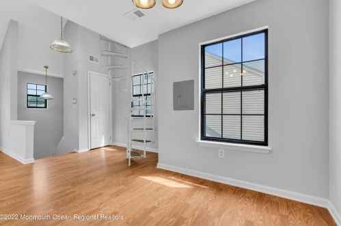 1007 Violet Ln, Jackson Twp NJ 08527-4156 exterior