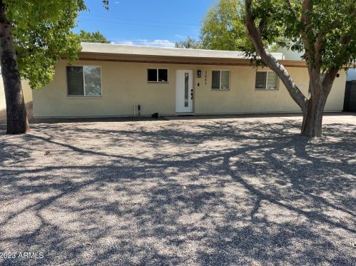 3843 49 Pl, Phoenix AZ 85018-4458 exterior