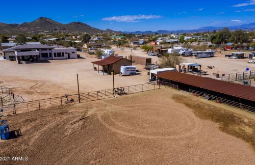 35205 3rd Ave, Phoenix AZ 85027-5908 exterior