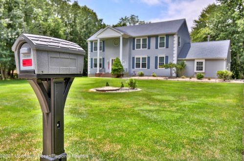 10 Rue Monet, Jackson Twp NJ  08527-4333 exterior