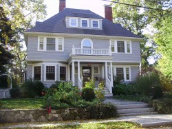 60 Montvale Rd, Newton, MA 02459-1360