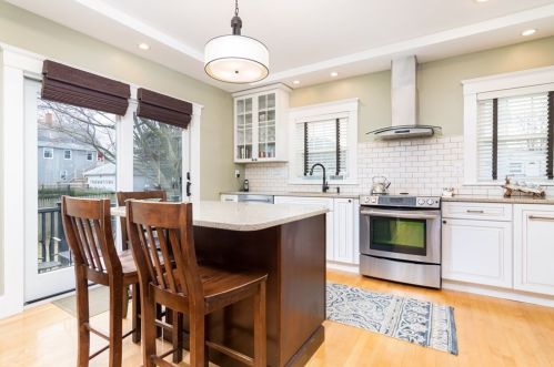 124 Elm Ave, Quincy MA 02170-2939 exterior