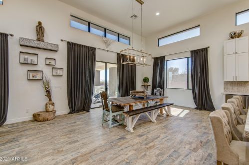 35205 3rd Ave, Phoenix AZ 85027-5908 exterior