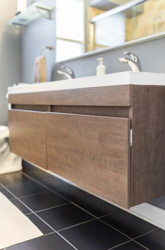 1907 Wenonah Ave, Forest View IL 60402-1666 exterior