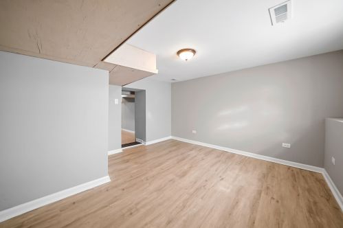 3713 Oak Park Ave, Forest View IL 60402-3902 exterior