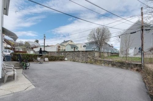 10 Prentice St, Worcester MA 01604-1629 exterior