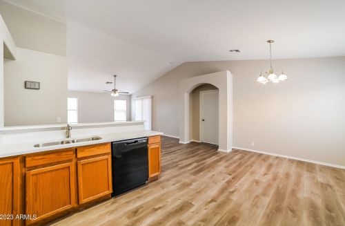 21802 33rd Ave, Phoenix AZ  85027-1679 exterior