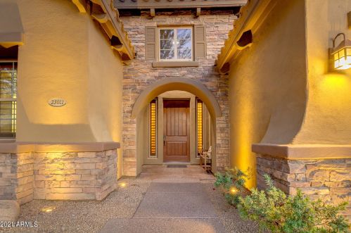 23011 38th Way, Phoenix, AZ 85050-7335