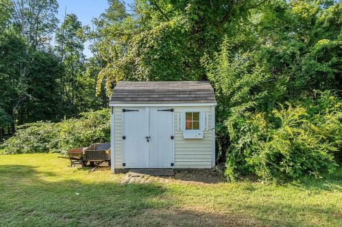 240 Washington St, Methuen MA 01844-2631 exterior