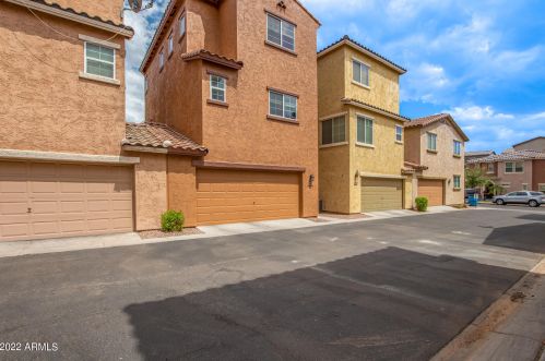 1922 78 Ave, Phoenix AZ 85035-5144 exterior