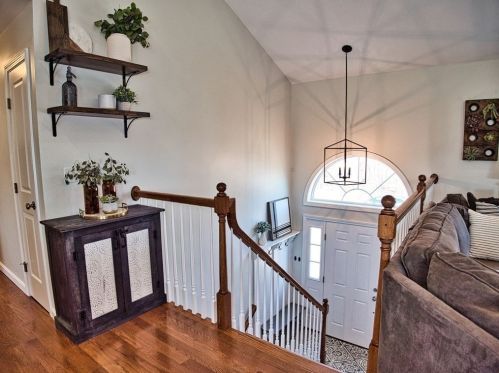 341 Courtney St, Fall River MA 02720-6726 exterior