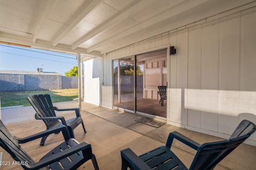 3320 Claire Dr, Phoenix AZ 85032-4933 exterior