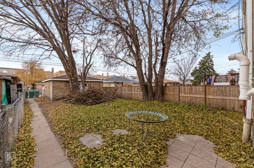 1830 Oak Park Ave, Forest View IL 60402-1708 exterior